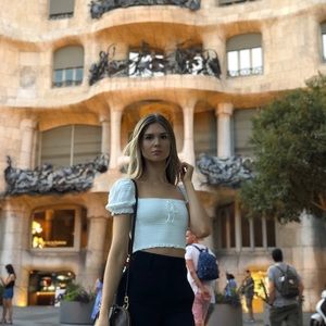 Meet your Posher, Vicky